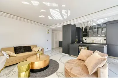 Cuisine ou kitchenette dans l'établissement Somptueux logement,Cannes Croisette,4 Étoiles****