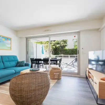 Salvy 2 bedrooms near the beach 300 meters