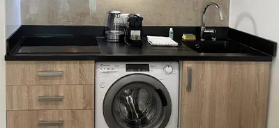 Cuisine ou kitchenette dans l'établissement Cannes Centre, T2 moderne rénové, balcon clim&Wifi