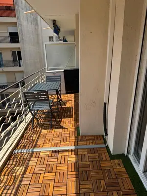 Balcon ou terrasse dans l'établissement Bel appartement (2p) en plein Centre d’Antibes