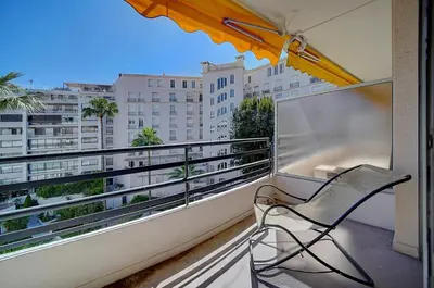 Balcon ou terrasse dans l'établissement Lumineux Studio TERRASSE, Rouaze-MARTINEZ CARLTON A0B132
