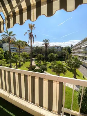 Jardin de l'établissement Superb Apartment In Cannes With Magnificent View !