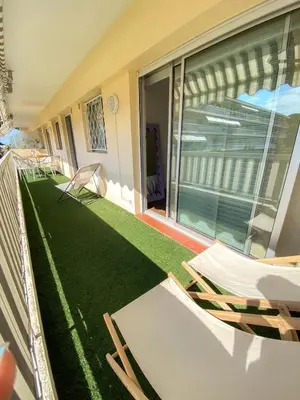 Balcon ou terrasse dans l'établissement Superb Apartment In Cannes With Magnificent View !