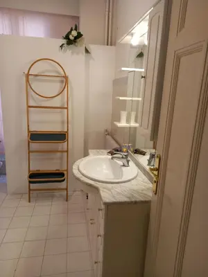 Salle de bains dans l'établissement Appartement hyper-centre Croisette Cannes