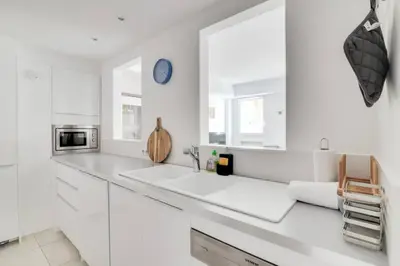 Cuisine ou kitchenette dans l'établissement C066-Luxurious apartment with sea view - Cannes
