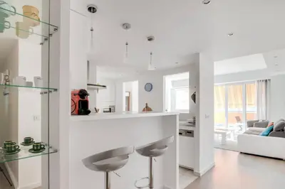 Cuisine ou kitchenette dans l'établissement C066-Luxurious apartment with sea view - Cannes