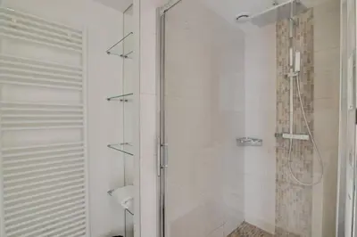 Salle de bains dans l'établissement C066-Luxurious apartment with sea view - Cannes