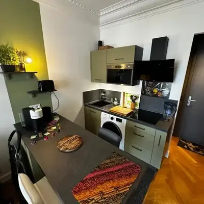 STUDIO NEUF ET PROCHE DES PLAGES DE JUAN LES PINS