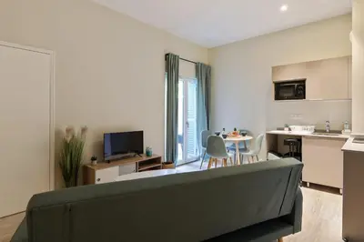 Cuisine ou kitchenette dans l'établissement Appartement des Anges - Welkeys