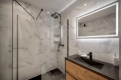 Salle de bains dans l'établissement Cannes Luxury Rental - Stunning apartment with terrace to rent Grand Hotel