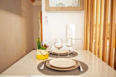 Boissons dans l'établissement Cocoon Center - Rue d'antibes - 200m plage- Clim - wifi - Unique