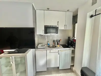 Cuisine ou kitchenette dans l'établissement Jolies Lavandes, by Welcome to Cannes