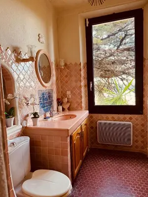 Salle de bains dans l'établissement Somptuous exotic villa in Cannes