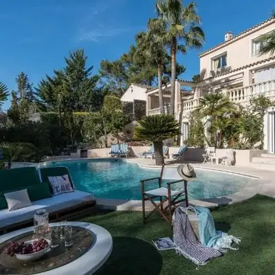 Juan Les Pins Near Cannes Beaches 18-20 Guests