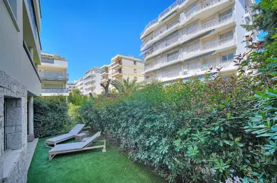 Jardin de l'établissement IMMOGROOM - Garden - Bikes - BBQ - Parking - AC