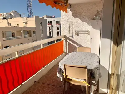 Balcon ou terrasse dans l'établissement Kent studio by Welcome to Cannes