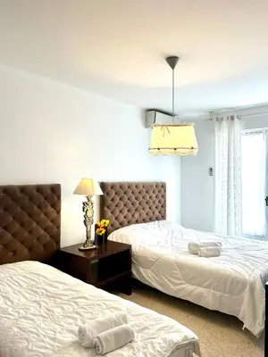 Un ou plusieurs lits dans un hébergement de l'établissement LUXURY APARTMENT between ANTIBS and CROISETTE