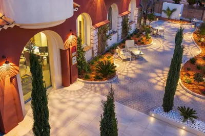 Jardin de l'établissement Hotel Royalmar