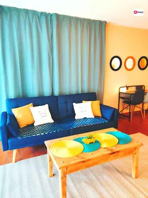 Coin salon dans l'établissement Grand Studio Azur avec terrasse - Vieil Antibes