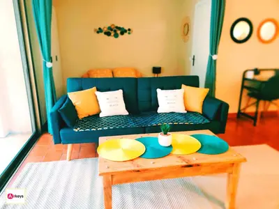 Coin salon dans l'établissement Grand Studio Azur avec terrasse - Vieil Antibes