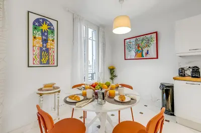 Nourriture dans l'appartement ou à proximité