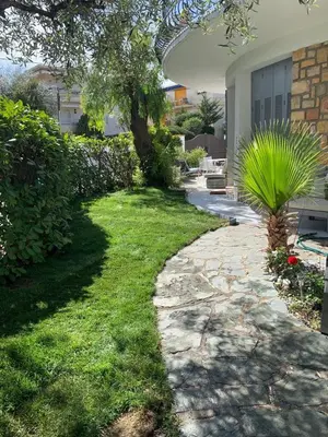 Jardin de l'établissement Cap d Antibes, Salis beach , 2 bedrooms , free parking