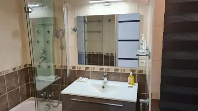 Salle de bains dans l'établissement 1 mn CROISETTE près Martinez