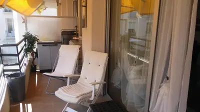 Coin salon dans l'établissement 1 mn CROISETTE près Martinez