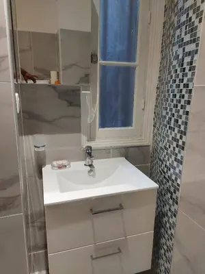Salle de bains dans l'établissement Appartement Bellarosa