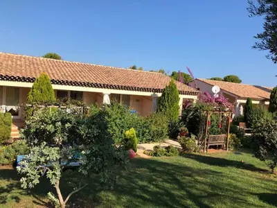 Jardin de l'établissement L'orangeraie du Cap d'Antibes