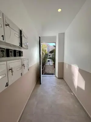 Cuisine ou kitchenette dans l'établissement amazing new property in the heart of the old town of antibes