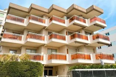 Balcon ou terrasse dans l'établissement 2 bedroom apartment with parking 3 mins from La Croisette beach