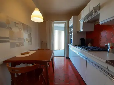Cuisine ou kitchenette dans l'établissement Le République