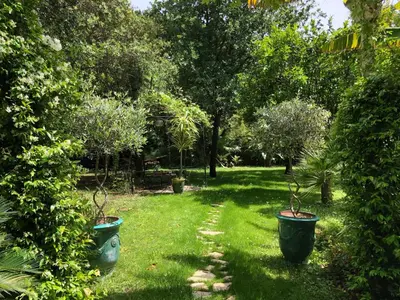 Jardin de l'établissement Cap d'Antibes 50m from the beach 3 bedrooms/Pool