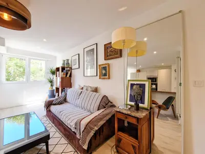 Télévision ou salle de divertissement dans l'établissement Cannes Appartement Palais Festivals