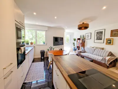Télévision ou salle de divertissement dans l'établissement Cannes Appartement Palais Festivals