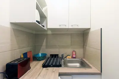 Cuisine ou kitchenette dans l'établissement MIPIM Dispo Perle Rare Croisette A côté de l Hôtel Carlton Centre Croisette 5mn du Palais 4P Plage 1Mn