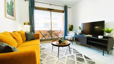 Télévision ou salle de divertissement dans l'établissement St Roch 1 Magnifique 2 pièces proche Centre Gare Port