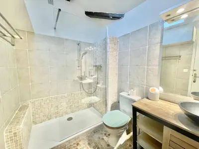 Salle de bains dans l'établissement Carré d'or Duplex, by Welcome to Cannes