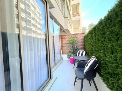 Balcon ou terrasse dans l'établissement Marema appartement, by Welcome to Cannes