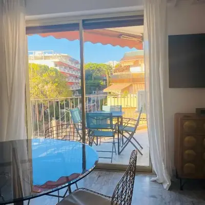 JUAN LES PINS PINEDE TERRASSE