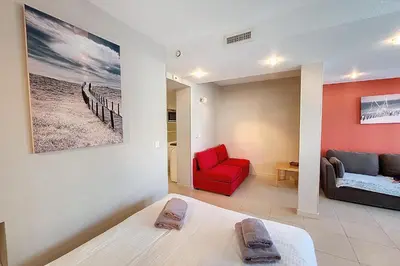 Un ou plusieurs lits dans un hébergement de l'établissement HENRI CAMILLE REAL ESTATE - Rouaze 2 -Studio à 50m center