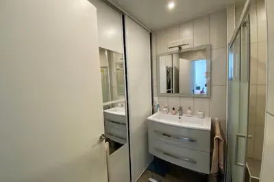 Salle de bains dans l'établissement 2 rooms facing south 300m from the Croisette LIVE IN LE BOSQUET