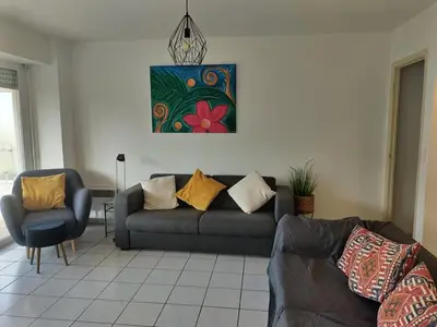Coin salon dans l'établissement Flat in Juan