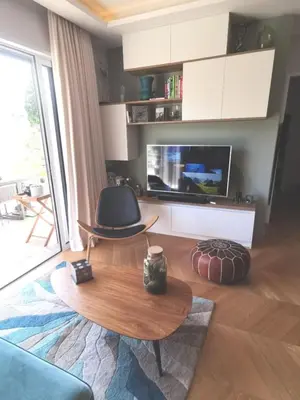 Télévision ou salle de divertissement dans l'établissement Perfect place to stay In Juan-les-Pins