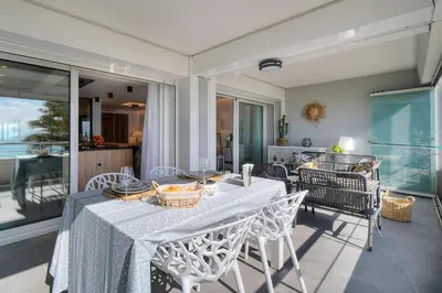 Coin salon dans l'établissement Cannes Luxury Rental - Stunning sea front apartment
