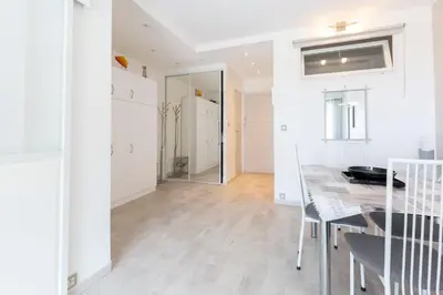 Plan de l'établissement Florida 35m studio with sea views close to the Croisette
