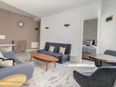 Coin salon dans l'établissement 2 Bedroom luxury flat Cannes Center La Croisette
