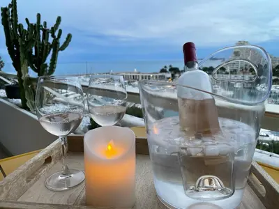 Boissons dans l'établissement Grand 4 pièces 6 personnes fabuleuse vue mer clim garage