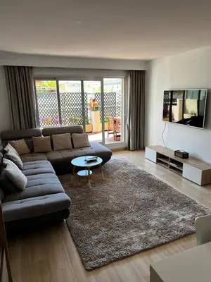 Coin salon dans l'établissement Top-of-range appartment of 90m2 & 20m2 of sunny terrace, 2min from sea